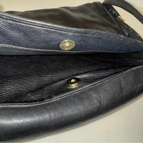 Pierre Balmain Black Leather Shoulder Crossbody Messenger Bag - Picture 12 of 16